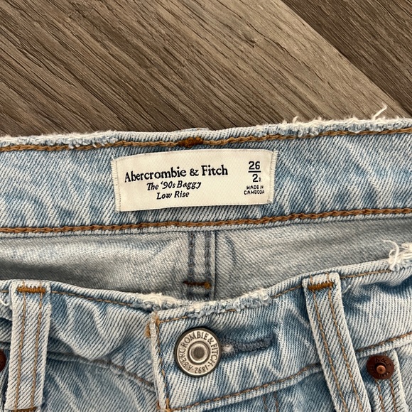 Abercrombie & Fitch- 90s jeans baggy low rise - Picture 2 of 3